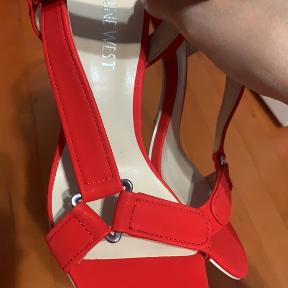 NWOT Nine West Avaya Code Red Heels Strap - Picture 3 of 4